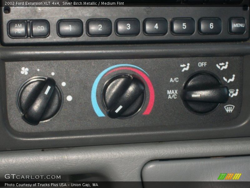 Controls of 2002 Excursion XLT 4x4