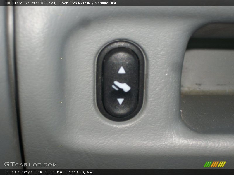 Silver Birch Metallic / Medium Flint 2002 Ford Excursion XLT 4x4