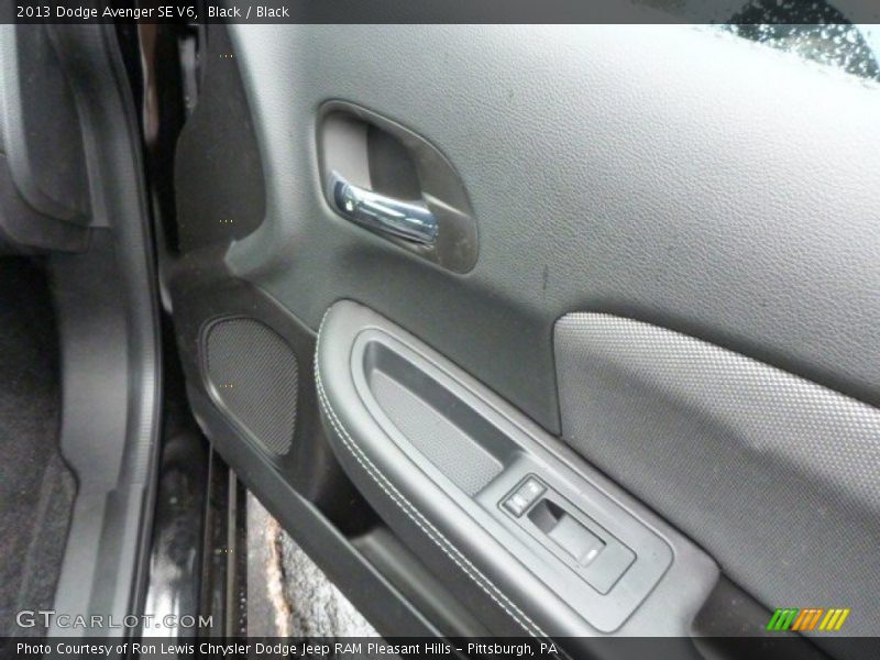 Black / Black 2013 Dodge Avenger SE V6