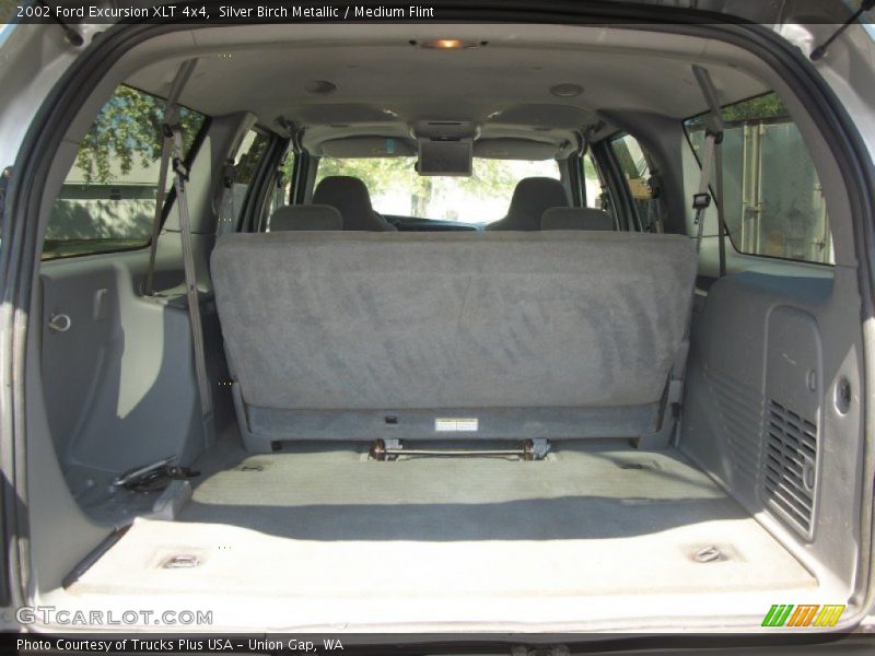  2002 Excursion XLT 4x4 Trunk