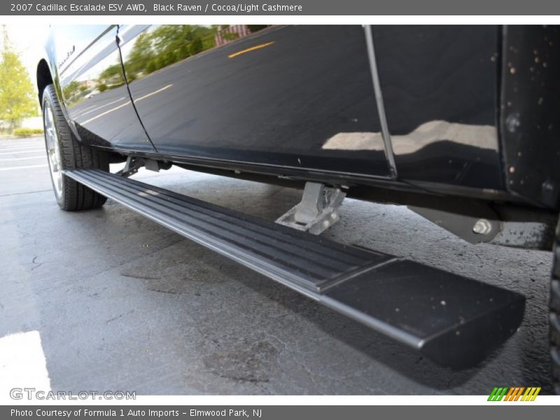 Black Raven / Cocoa/Light Cashmere 2007 Cadillac Escalade ESV AWD