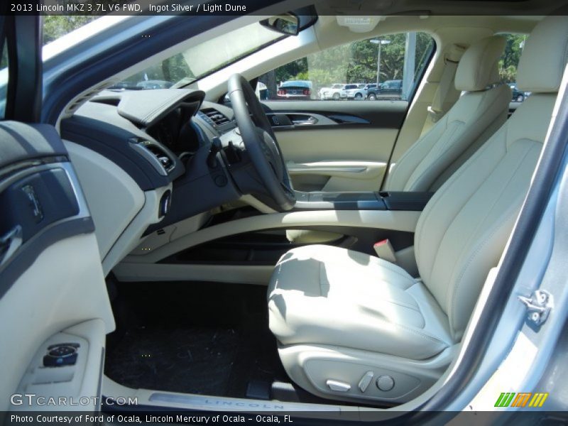 Ingot Silver / Light Dune 2013 Lincoln MKZ 3.7L V6 FWD