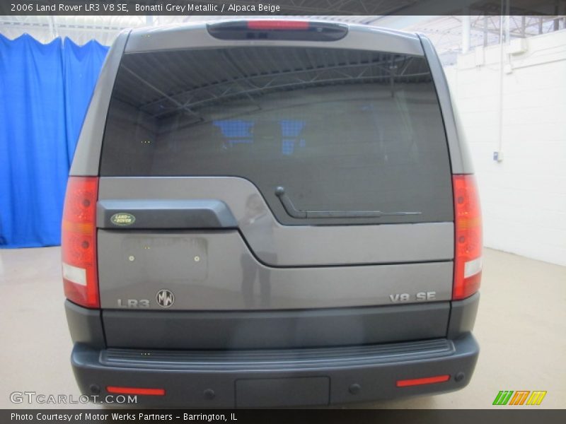 Bonatti Grey Metallic / Alpaca Beige 2006 Land Rover LR3 V8 SE