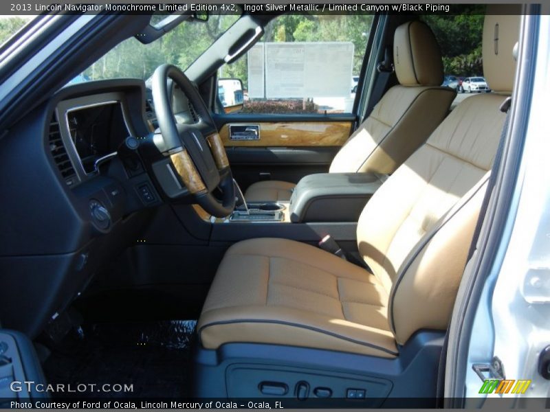  2013 Navigator Monochrome Limited Edition 4x2 Limited Canyon w/Black Piping Interior
