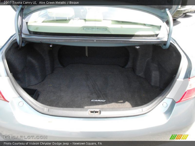 Aloe Green Metallic / Bisque 2007 Toyota Camry LE