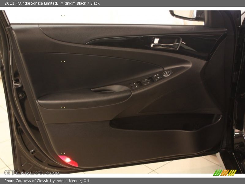 Midnight Black / Black 2011 Hyundai Sonata Limited