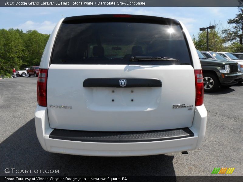 Stone White / Dark Slate Gray/Light Shale 2010 Dodge Grand Caravan SE Hero