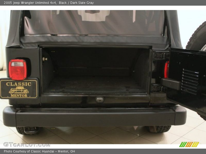 Black / Dark Slate Gray 2005 Jeep Wrangler Unlimited 4x4