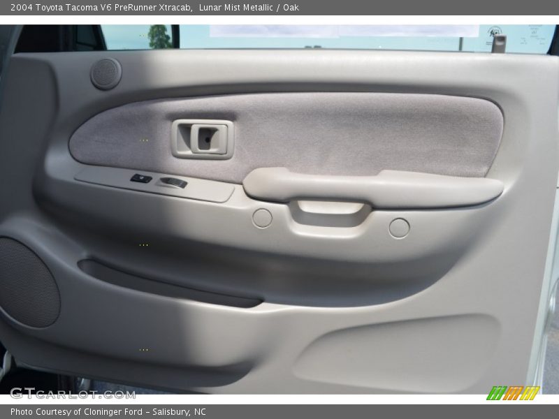 Lunar Mist Metallic / Oak 2004 Toyota Tacoma V6 PreRunner Xtracab