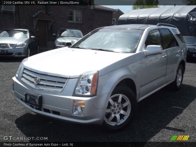 Radiant Silver / Ebony/Ebony 2009 Cadillac SRX V6