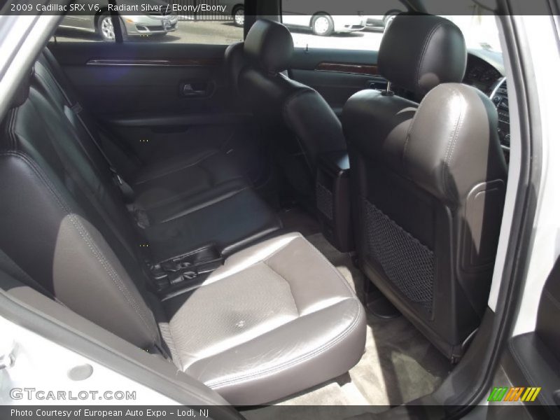 Radiant Silver / Ebony/Ebony 2009 Cadillac SRX V6