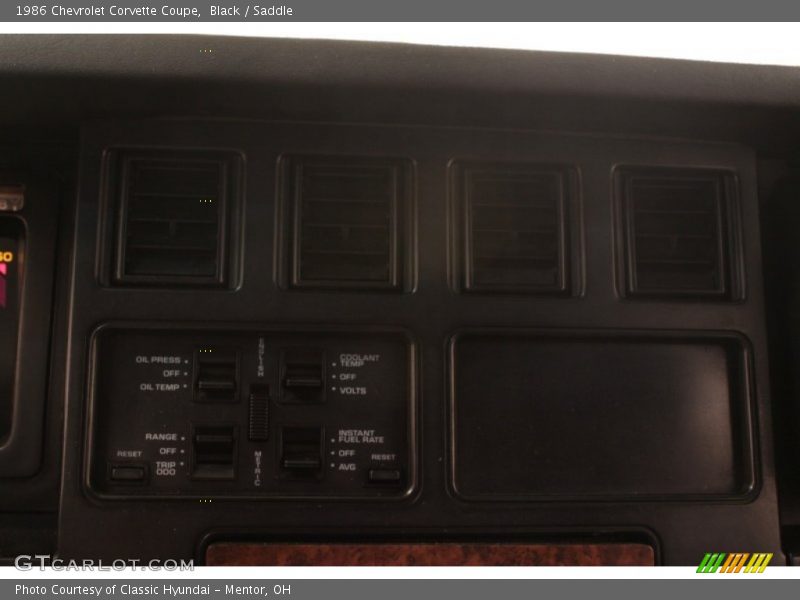 Black / Saddle 1986 Chevrolet Corvette Coupe