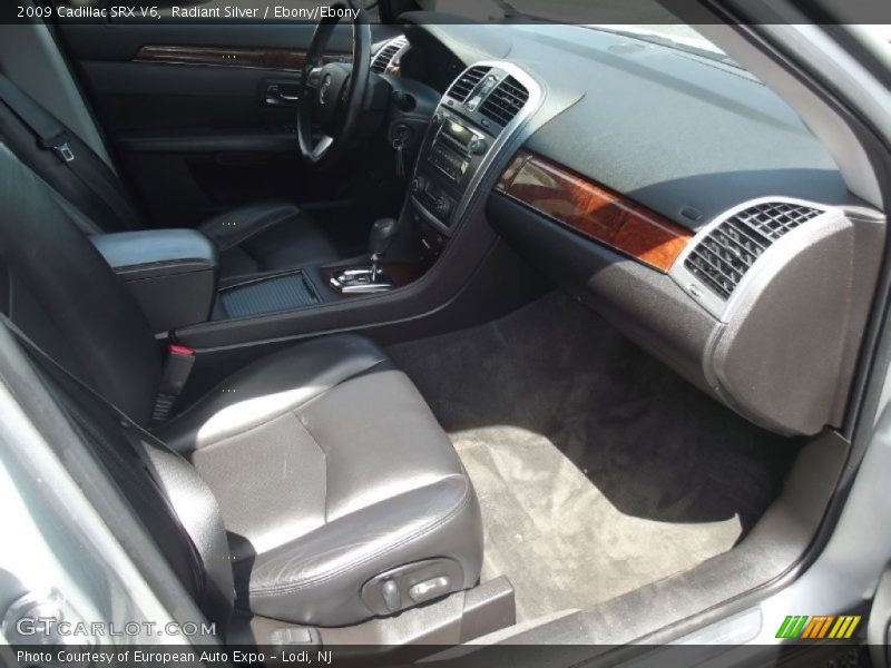 Radiant Silver / Ebony/Ebony 2009 Cadillac SRX V6