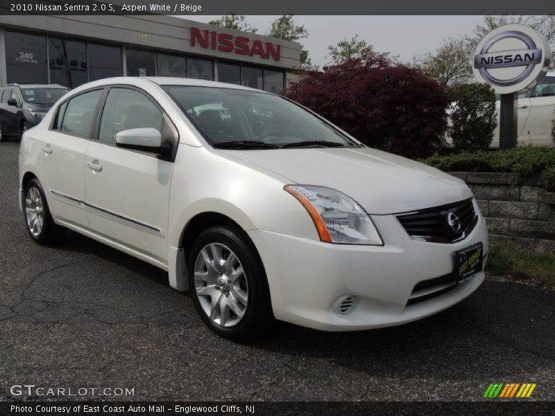 Aspen White / Beige 2010 Nissan Sentra 2.0 S