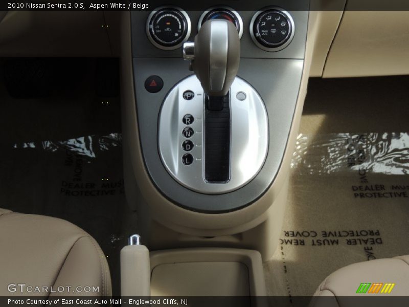 Aspen White / Beige 2010 Nissan Sentra 2.0 S