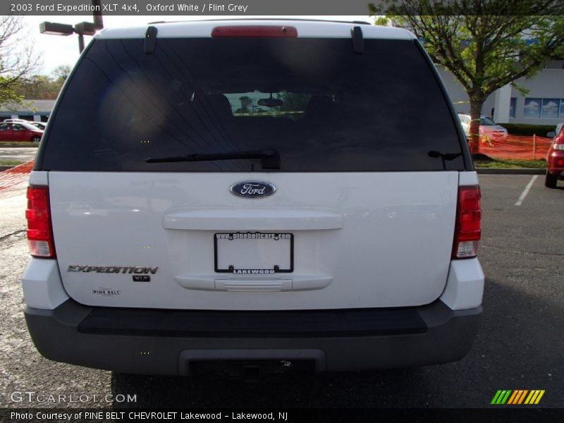 Oxford White / Flint Grey 2003 Ford Expedition XLT 4x4