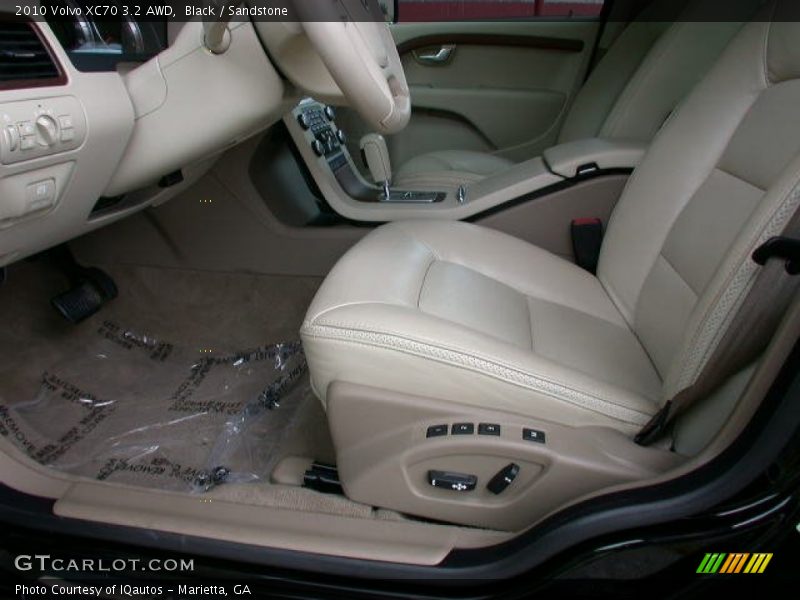 Black / Sandstone 2010 Volvo XC70 3.2 AWD