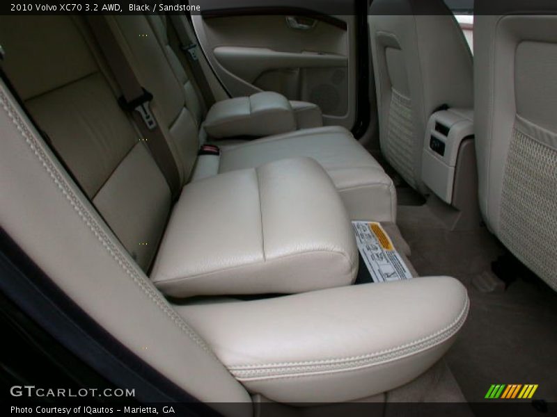Black / Sandstone 2010 Volvo XC70 3.2 AWD
