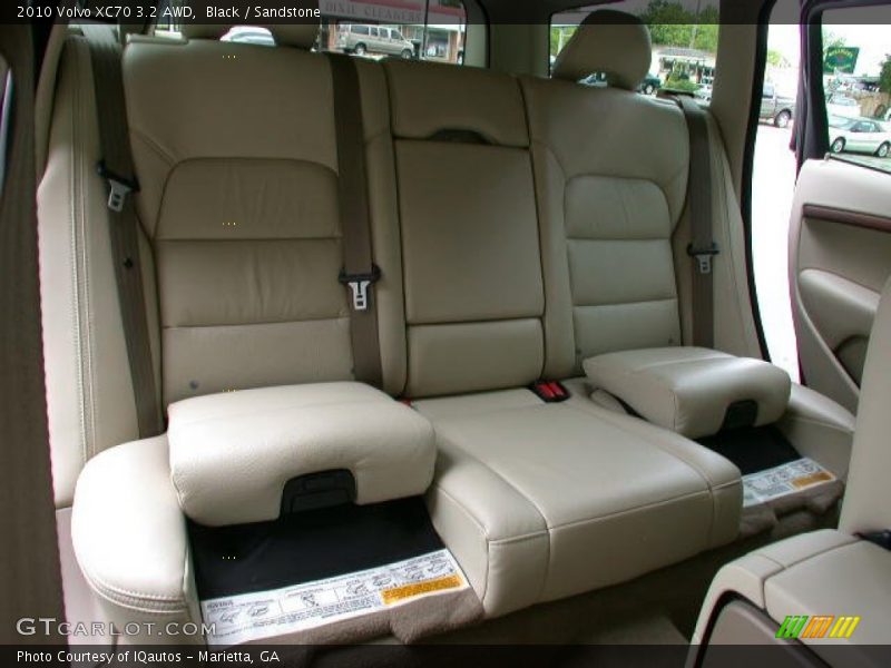 Black / Sandstone 2010 Volvo XC70 3.2 AWD