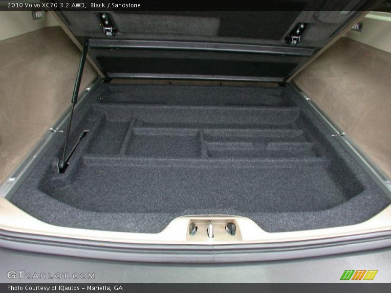 Black / Sandstone 2010 Volvo XC70 3.2 AWD