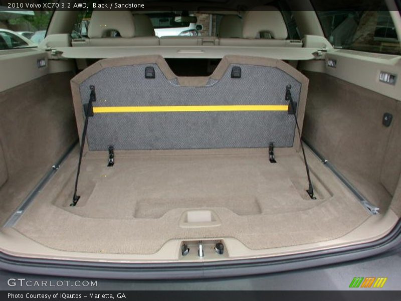 Black / Sandstone 2010 Volvo XC70 3.2 AWD