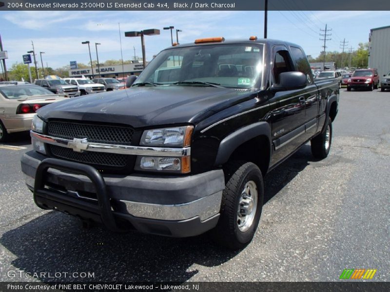 Black / Dark Charcoal 2004 Chevrolet Silverado 2500HD LS Extended Cab 4x4