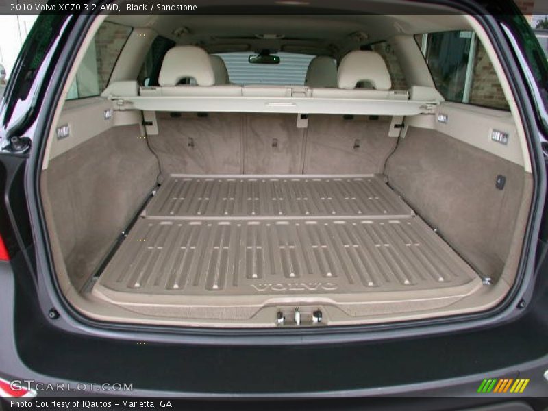 Black / Sandstone 2010 Volvo XC70 3.2 AWD