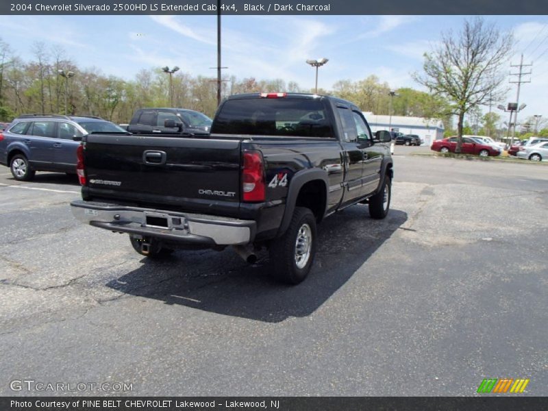 Black / Dark Charcoal 2004 Chevrolet Silverado 2500HD LS Extended Cab 4x4