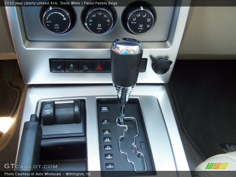 Stone White / Pastel Pebble Beige 2010 Jeep Liberty Limited 4x4