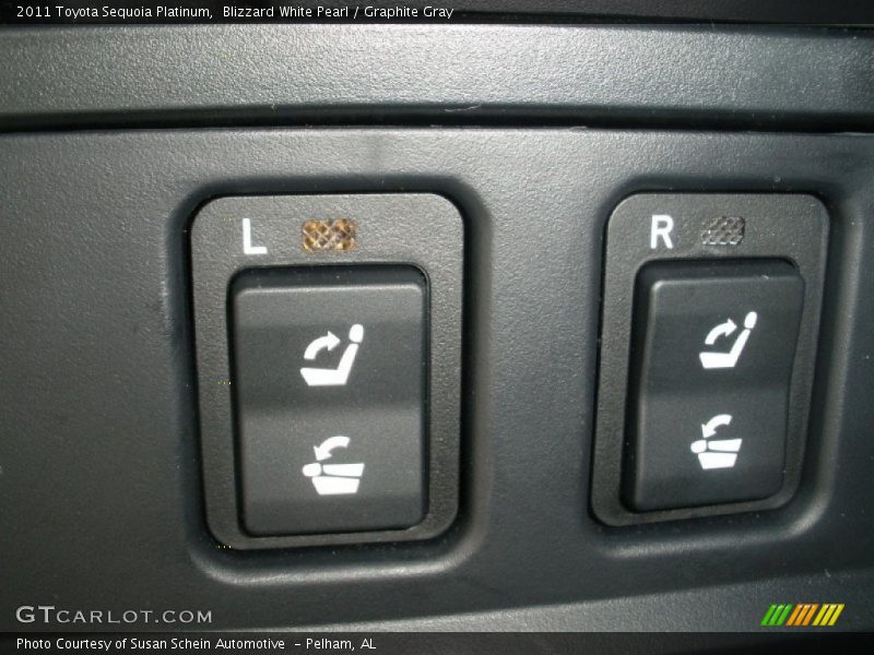 Blizzard White Pearl / Graphite Gray 2011 Toyota Sequoia Platinum