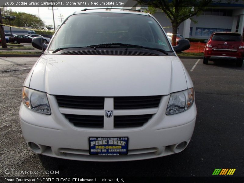 Stone White / Medium Slate Gray 2005 Dodge Grand Caravan SXT