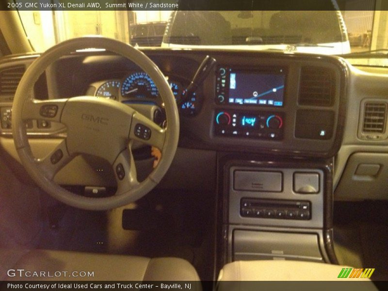 Summit White / Sandstone 2005 GMC Yukon XL Denali AWD