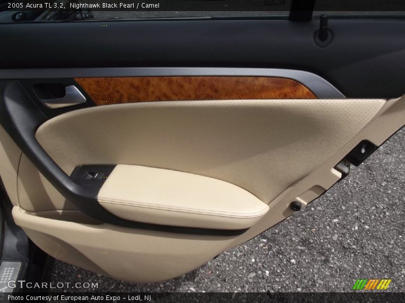 Nighthawk Black Pearl / Camel 2005 Acura TL 3.2