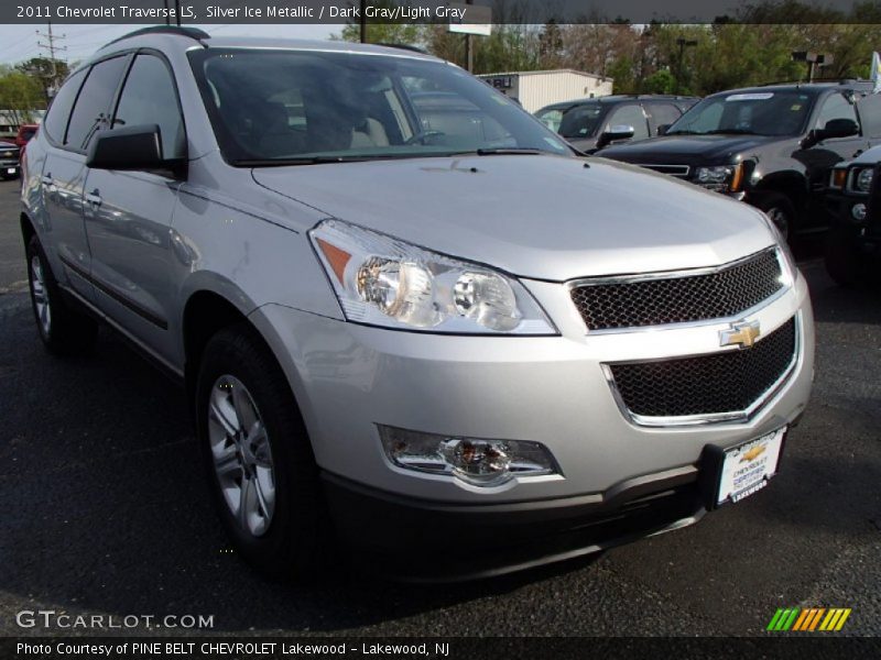 Silver Ice Metallic / Dark Gray/Light Gray 2011 Chevrolet Traverse LS