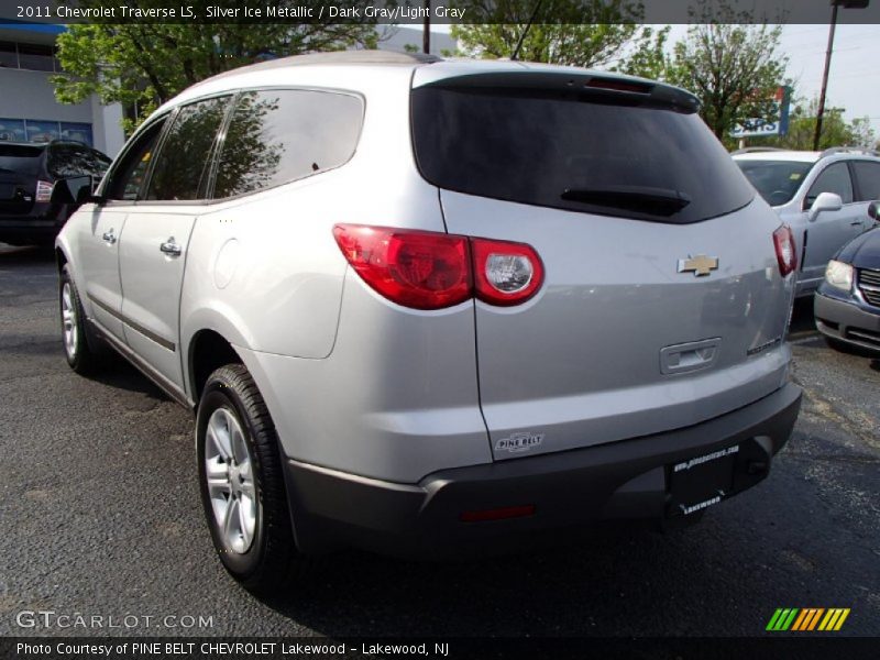 Silver Ice Metallic / Dark Gray/Light Gray 2011 Chevrolet Traverse LS