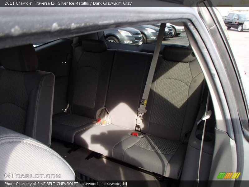 Silver Ice Metallic / Dark Gray/Light Gray 2011 Chevrolet Traverse LS