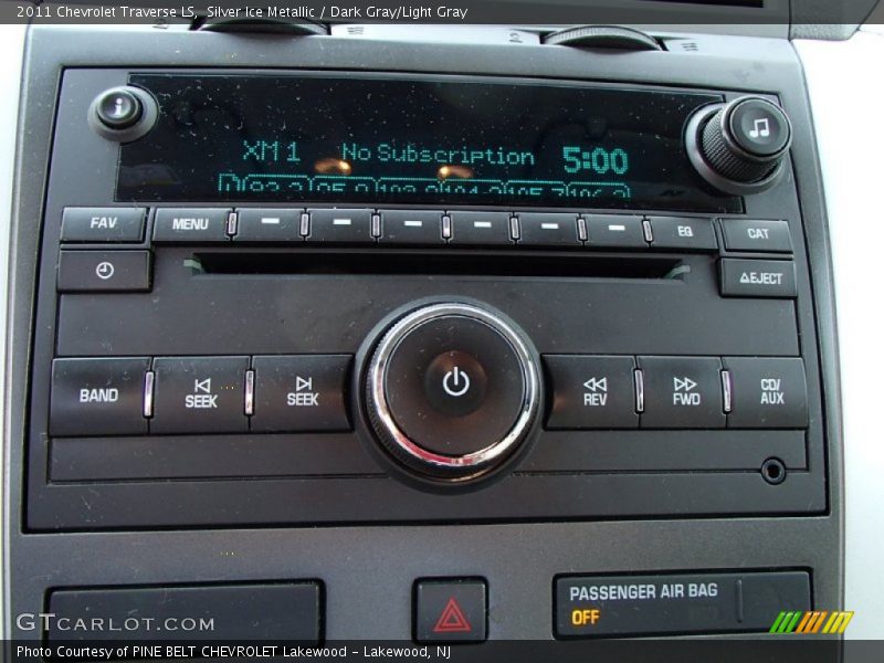 Silver Ice Metallic / Dark Gray/Light Gray 2011 Chevrolet Traverse LS