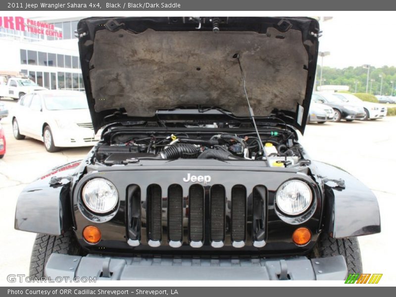 Black / Black/Dark Saddle 2011 Jeep Wrangler Sahara 4x4