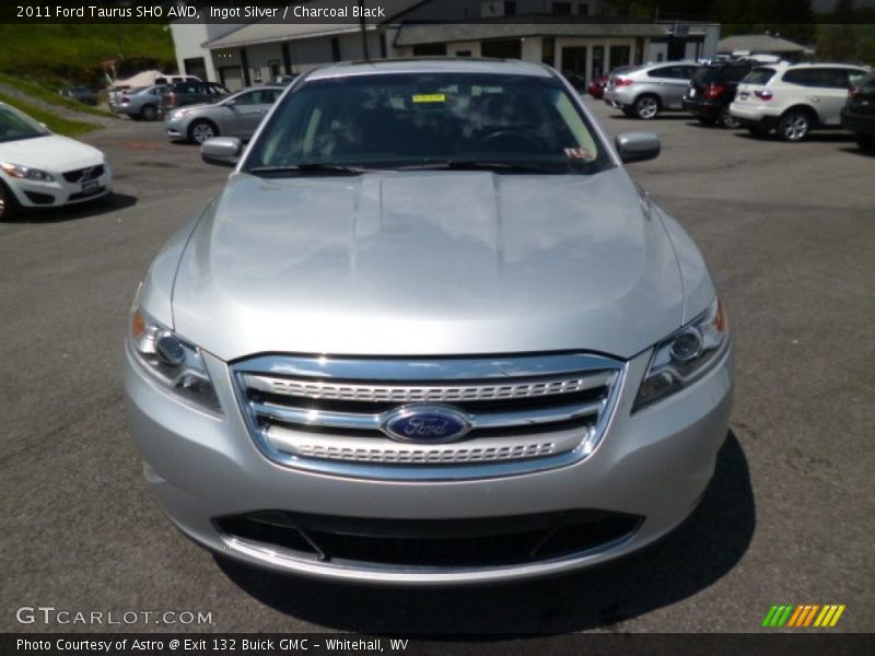 Ingot Silver / Charcoal Black 2011 Ford Taurus SHO AWD