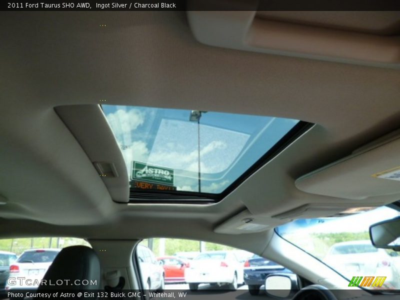 Ingot Silver / Charcoal Black 2011 Ford Taurus SHO AWD