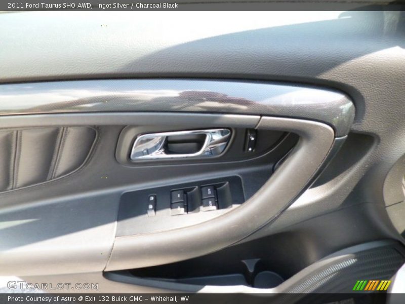 Ingot Silver / Charcoal Black 2011 Ford Taurus SHO AWD
