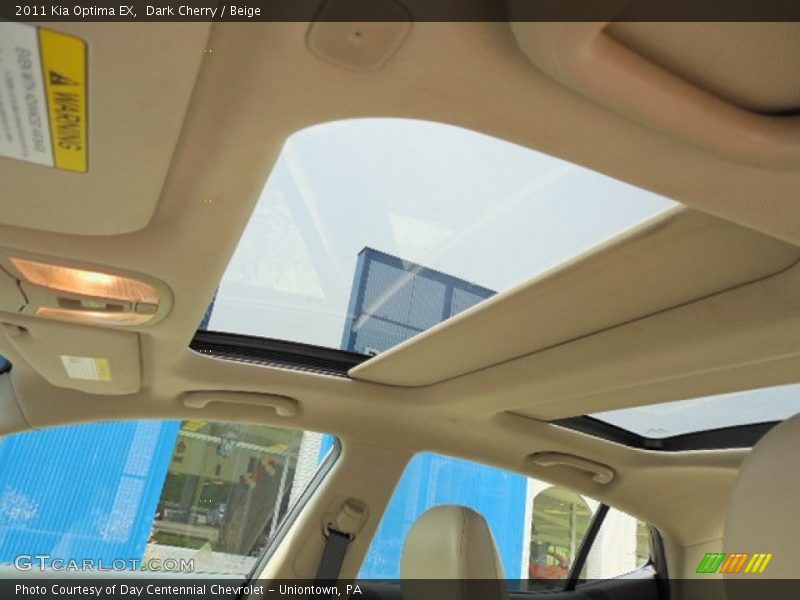 Dark Cherry / Beige 2011 Kia Optima EX