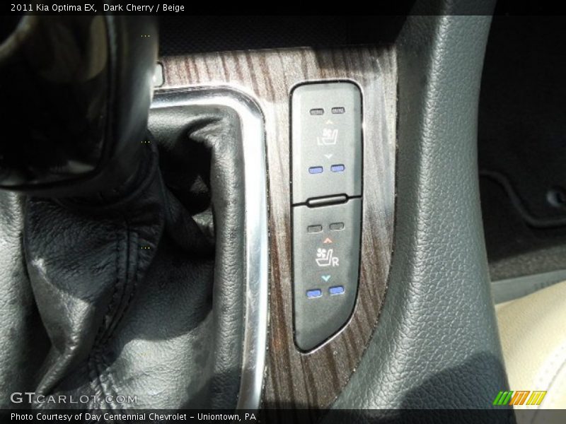 Dark Cherry / Beige 2011 Kia Optima EX