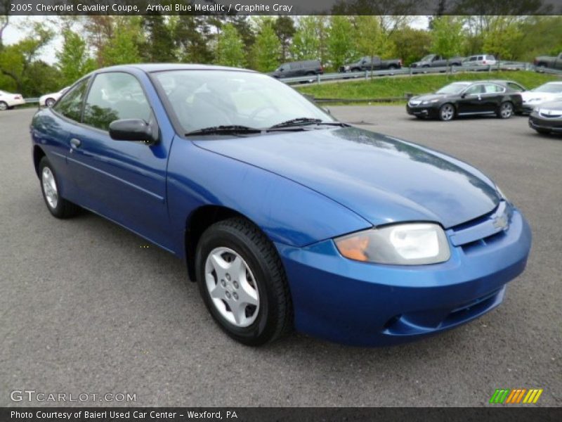 Front 3/4 View of 2005 Cavalier Coupe