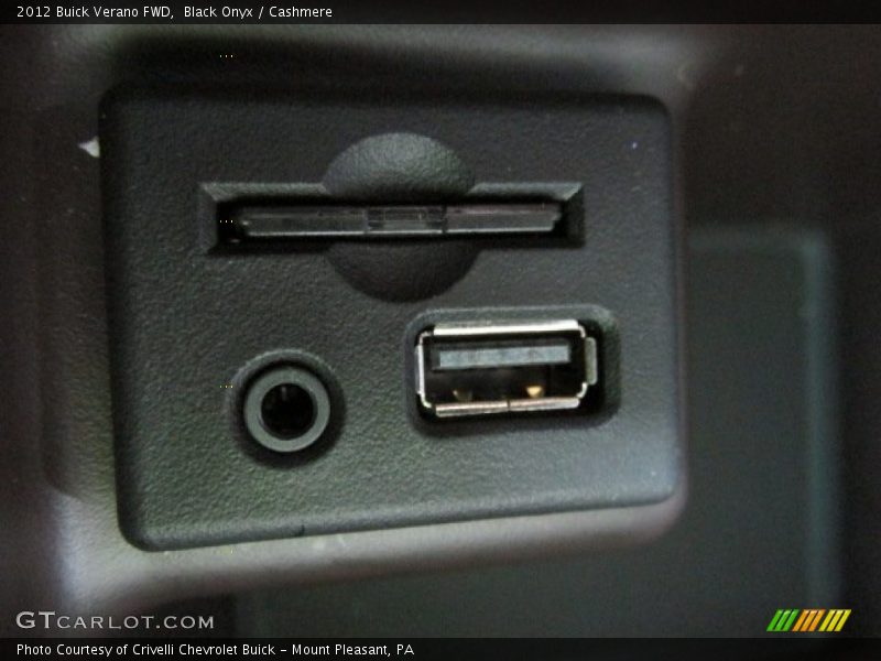 Black Onyx / Cashmere 2012 Buick Verano FWD