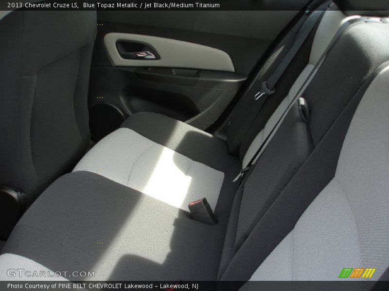 Blue Topaz Metallic / Jet Black/Medium Titanium 2013 Chevrolet Cruze LS