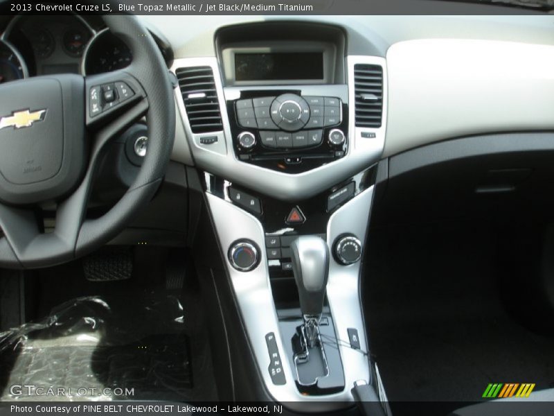 Blue Topaz Metallic / Jet Black/Medium Titanium 2013 Chevrolet Cruze LS