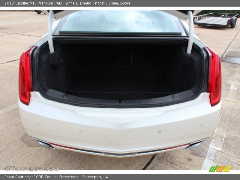 White Diamond Tricoat / Shale/Cocoa 2013 Cadillac XTS Premium FWD