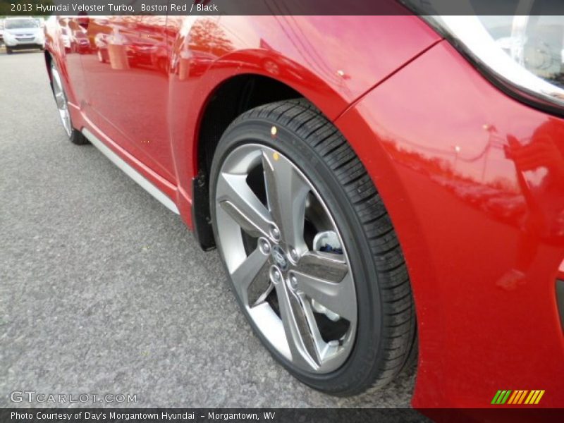 Boston Red / Black 2013 Hyundai Veloster Turbo