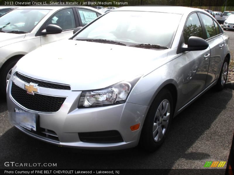 Silver Ice Metallic / Jet Black/Medium Titanium 2013 Chevrolet Cruze LS